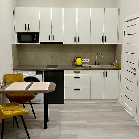 Park Apartment *